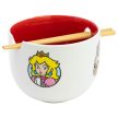 Super Mario Ramen tál evőpálcikákkal