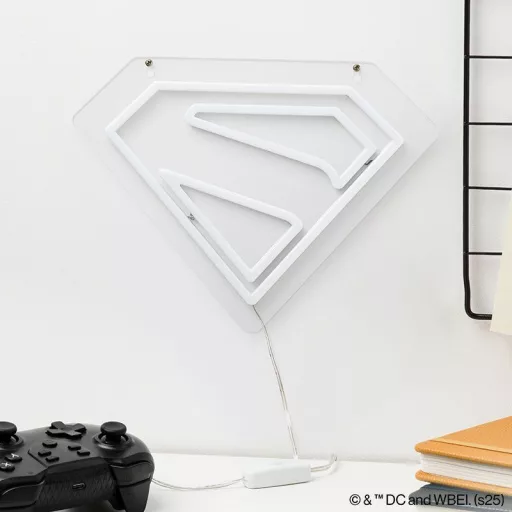 Superman falra szerelhető LED neonfény