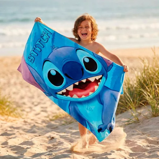 Disney Lilo és Stitch, A csillagkutya Big Smile fürdőlepedő, strandtörölköző 70x140cm (Fast Dry)