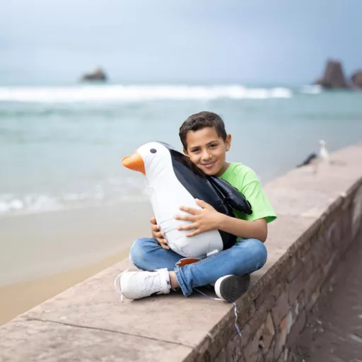 Pingvin Cold sétáló fólia lufi 57cm